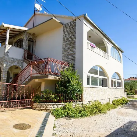 Gea * Trogir